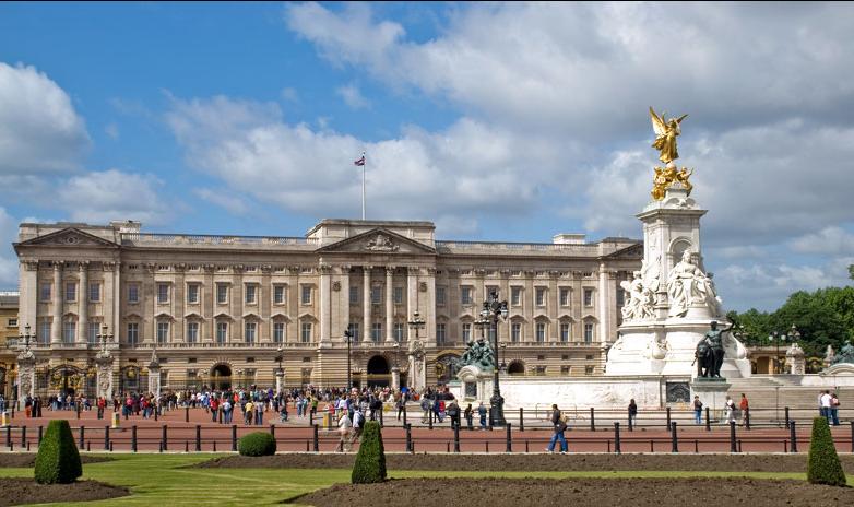 The United Kingdom - Buckingam Palace in London