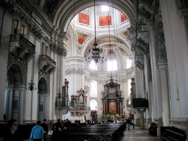 Salzburger Dom - Salzburger Dom interior view