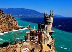 The Swallow's Nest Castle