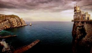 The Swallow's Nest Castle