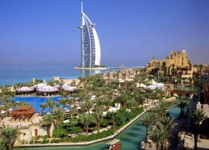 Dubai-the shopping capital city of the Middle East
