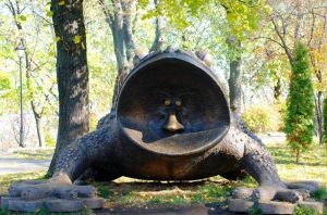 The Toad monument 