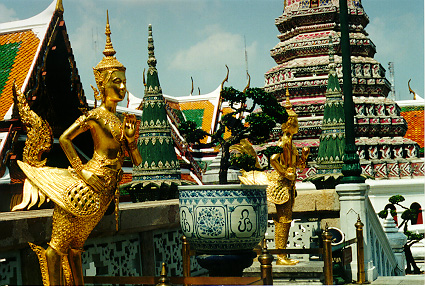 The Grand Palace and The Temple of the Emerald Buddha - Unique design