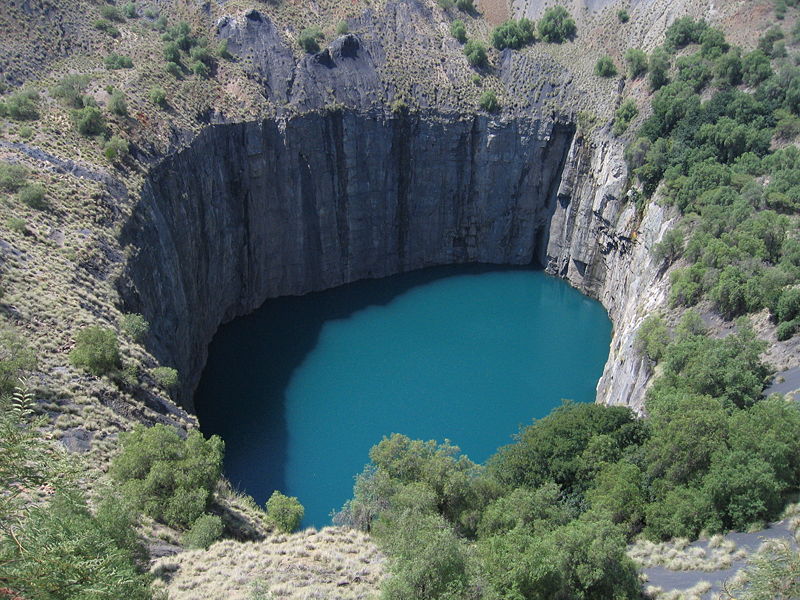 Kimberley Diamond Mine, South Africa - Kimberley Diamond Mine view