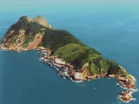 Ilha de Queimada Grande - Ilha de Queimada Grande aerial view
