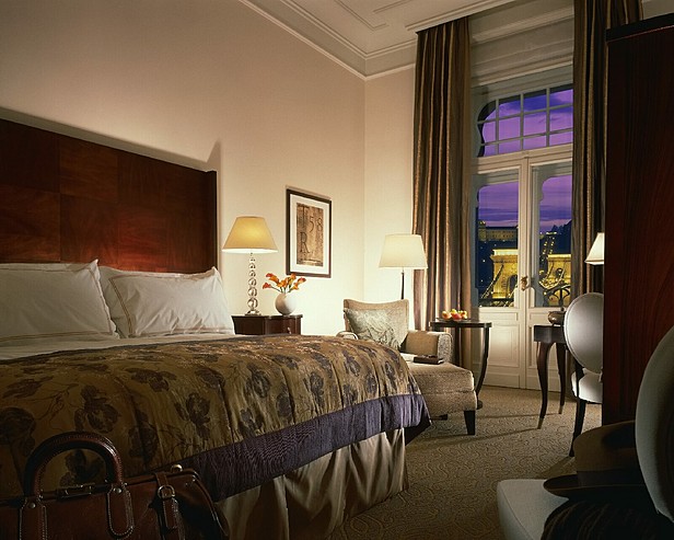 Four Seasons Hotel in Budapest - Suite view