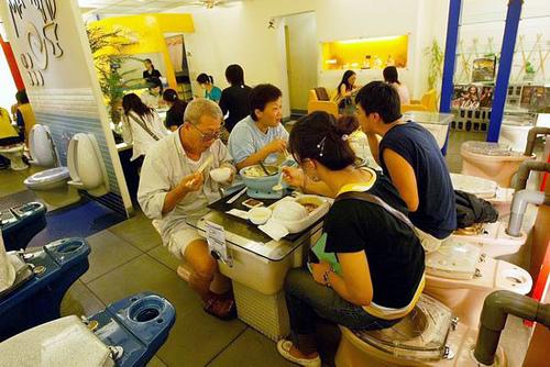 Modern Toilet Restaurant in Taipei, Taiwan - Having lunch at Toilet Restaurant