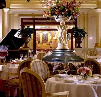 St. Regis New York - Elegant dining spaces