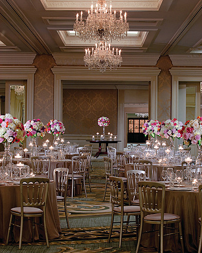 Four Seasons Chicago - Elegant dining spaces