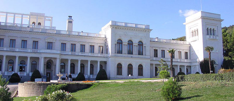 Livadia Palace - Palace view