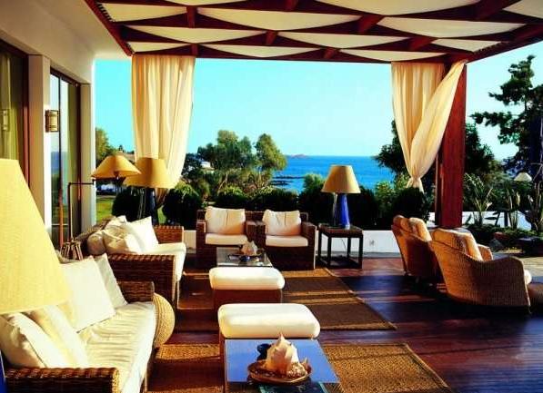 Grand Resort Lagonissi in Athens, Greece - Cosy inside spaces