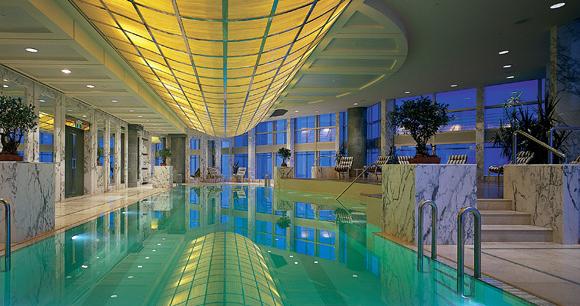 Grand Hyatt, Shanghai, China - Lovely swimming pool