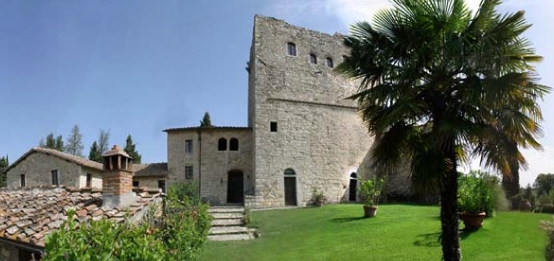 Castle of Tornano - Close view