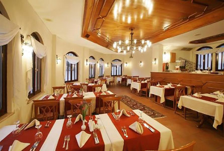 Aspen Hotel  - Elegant dining spaces
