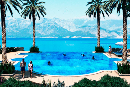Antalya Ramada Plaza - Outdoor swimming pool