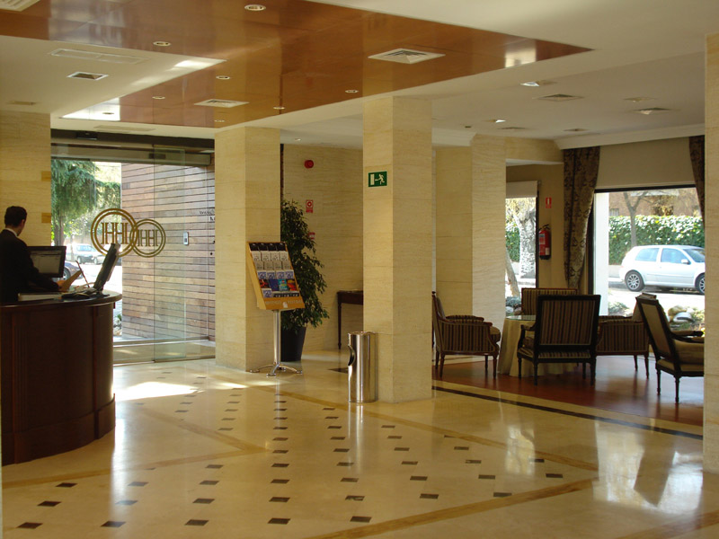 Hotel Osuna - Reception