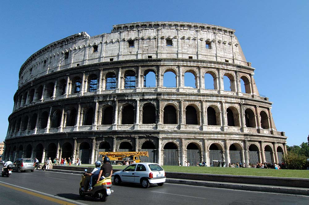 Colosseum in Italy - Colosseum ruins
