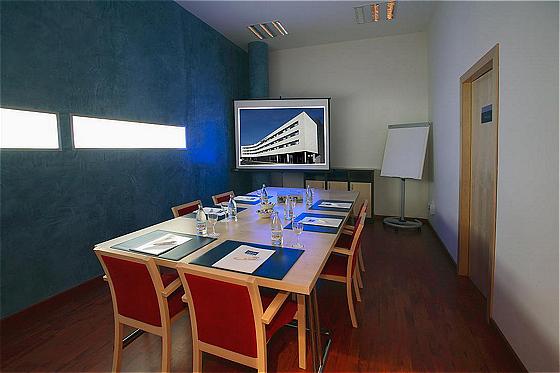 The Express by Holiday Inn Barcelona -Molins De Rei Hotel - Meeting Room