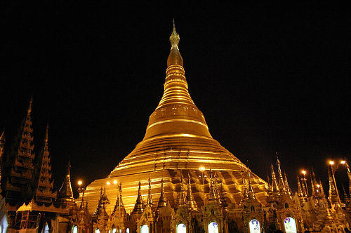 Shwedagon Pagoda in Burma - The temple at night