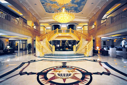 Metropolitan Palace Hotel - Lobby