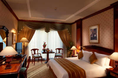 Metropolitan Palace Hotel - Room view