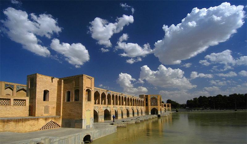 Khaju Bridge in Iran - General view