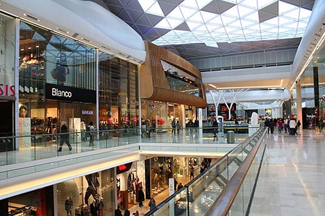 London - Shopping mall