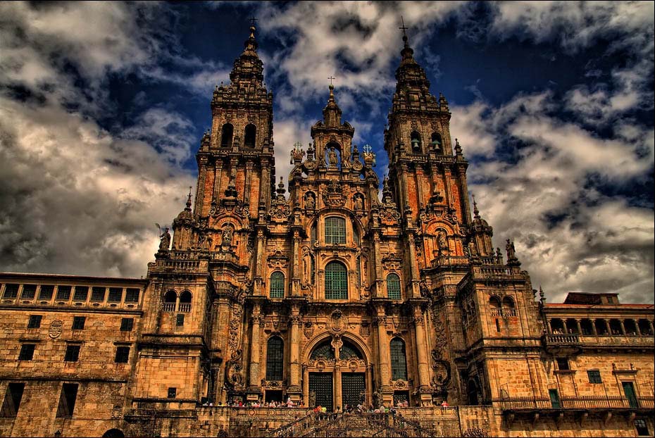 Santiago de Compostela Cathedral in Spain - Splendid architecture