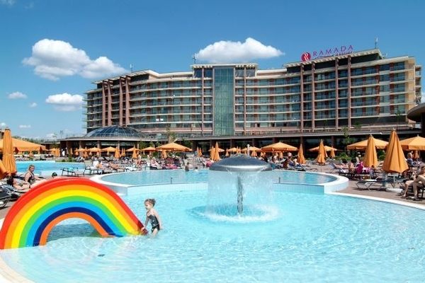 Ramada Resort Aquaworld in Budapest, Hungary - External view