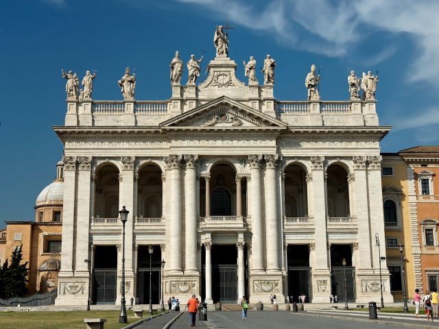 Basilica of St. John Lateran - Beautiful facade