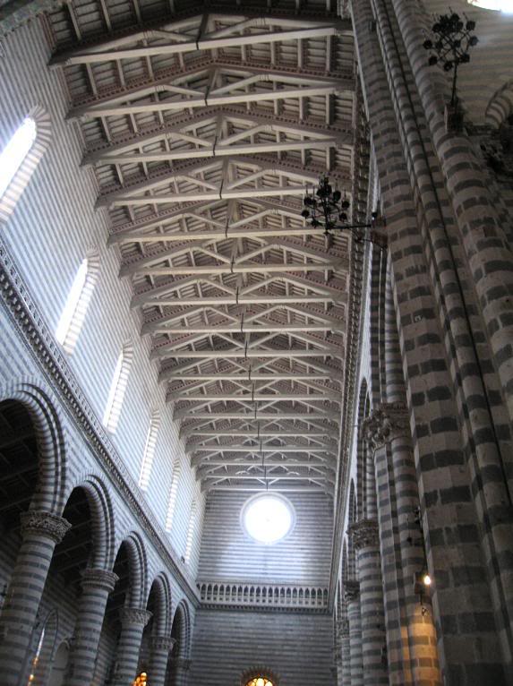 Orvieto Cathedral - Interior view