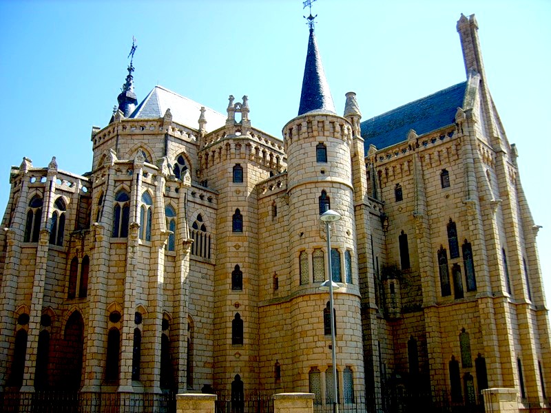 Episcopal Palace - Splendid architecture