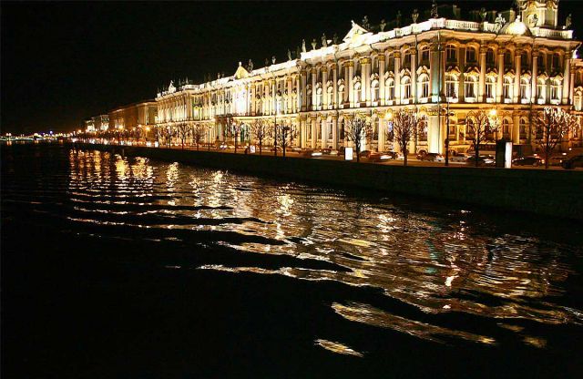 Hermitage Museum in Saint Petersburg - Night view