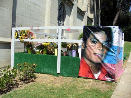 Forest Lawn Memorial Park in Los Angeles, USA - Michael Jackson forever!