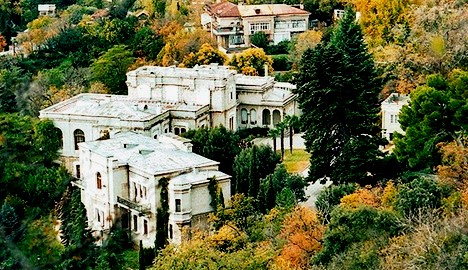 The Yusupov Palace and Park Complex - Splendid overview