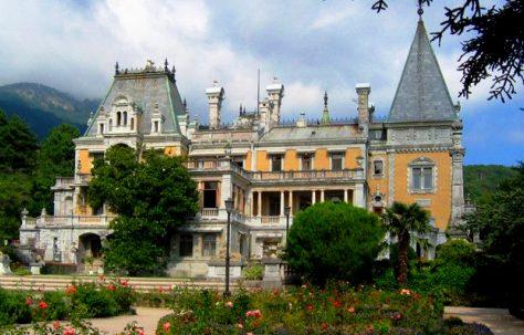 Massandra Palace - Tourist attraction 