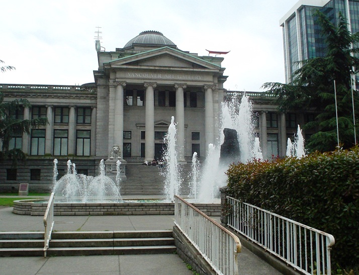Vancouver Art Gallery - Exterior view