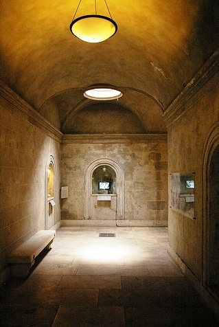 The Washington Monument - Interior view
