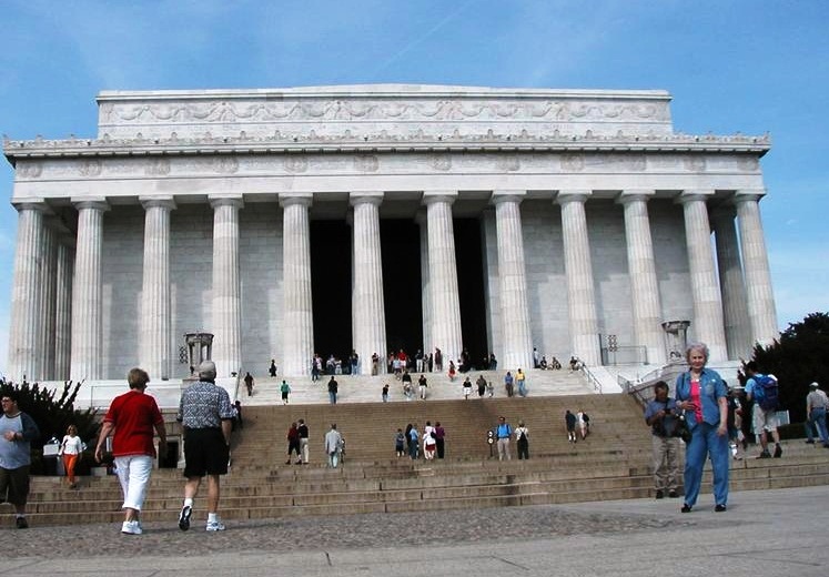 Lincoln Memorial - Front view