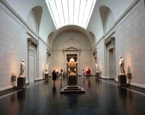The National Gallery of Art - Interior view