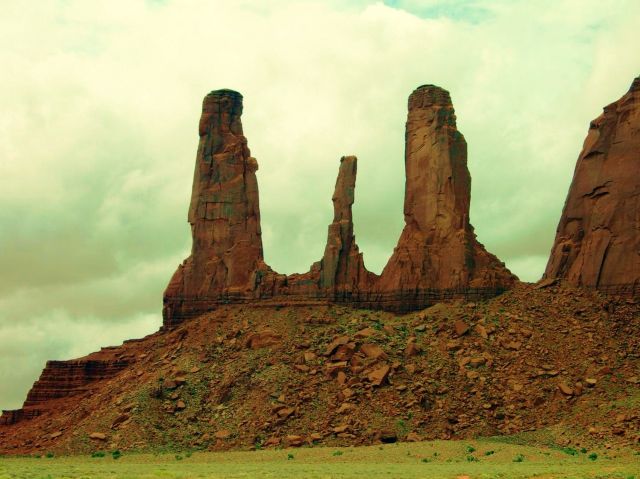 Monument Valley Navajo Tribal Park - Three Sisters
