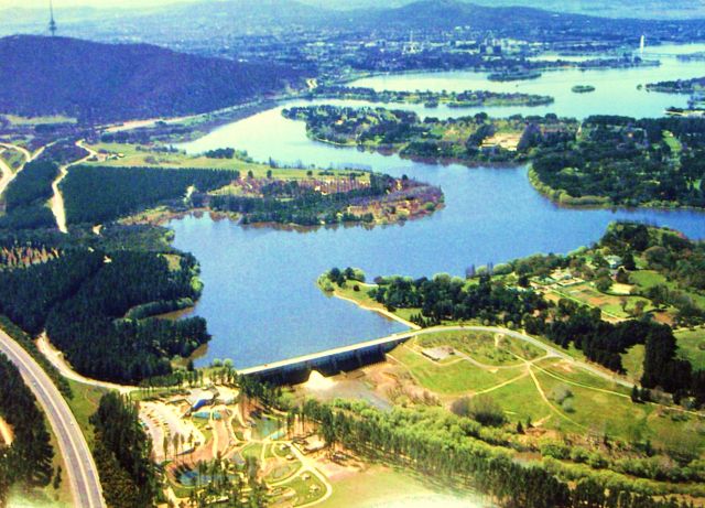 Lake Burley Griffin  - Overview 
