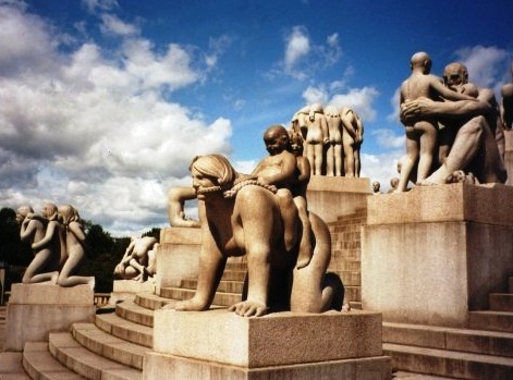 Vigeland Park - Splendid sculptures