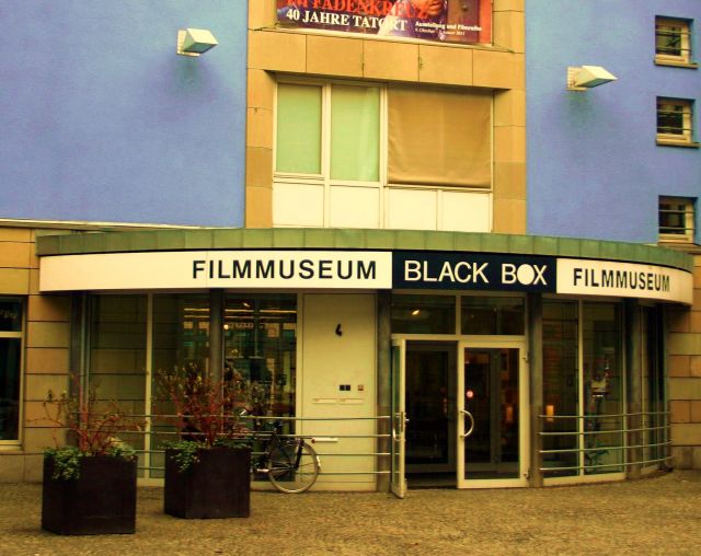 Düsseldorf Filmmuseum  - Front view