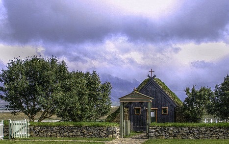 Vidimyri Turf Church - Entrance view