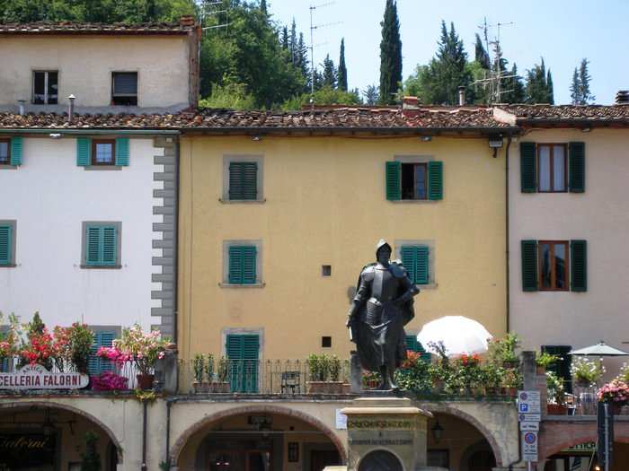 Greve in Chianti - Giovanni da Verrazzano statue