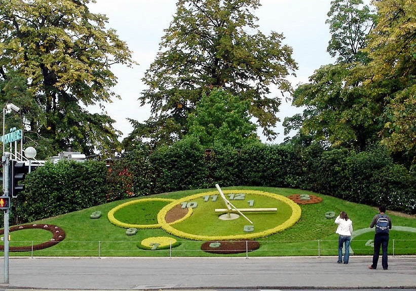 Geneva - Grass clock