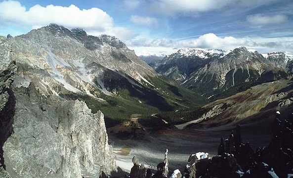 Swiss National Park - Peaks view