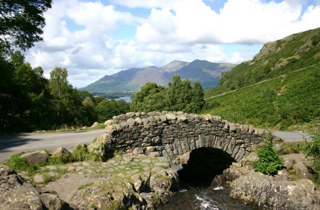 The Lake District, the U.K. for romantic couples - Beautiful bridge
