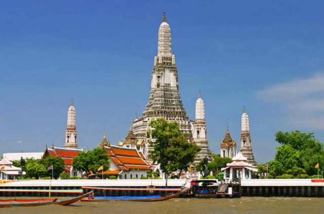 Bangkok - Temple of the Dawn